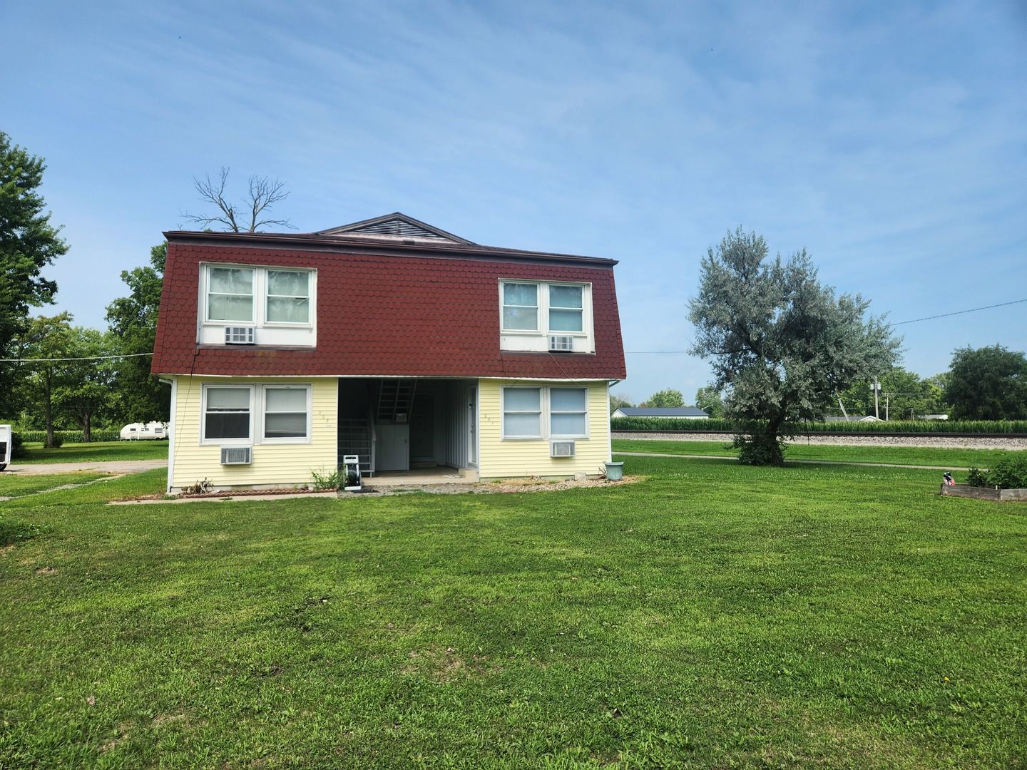 201-203 S Maple Street — Toluca, IL 61369