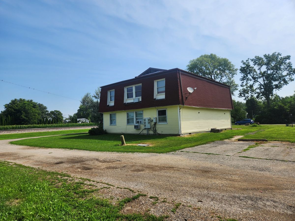 201-203 Maple Street, Toluca, IL 61369