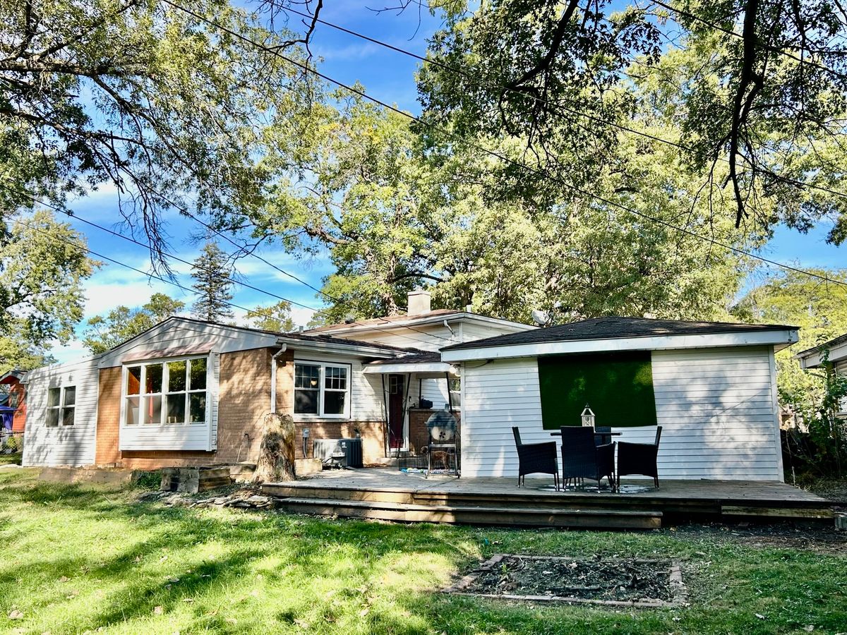 17308 Forestway Drive, East Hazel Crest, IL 60429