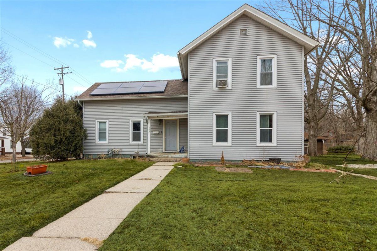 1404 Benton Street — Rockford, IL 61107