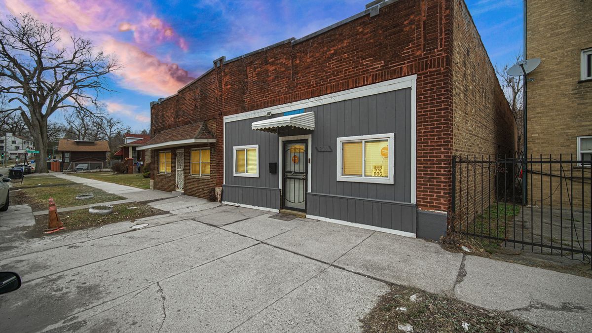 2010 115th Street, Chicago, IL 60643