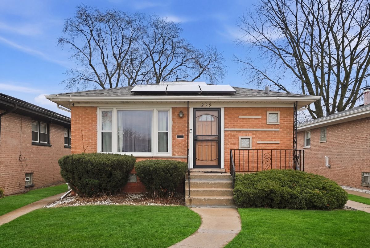 295 Prairie Avenue, Calumet City, IL 60409