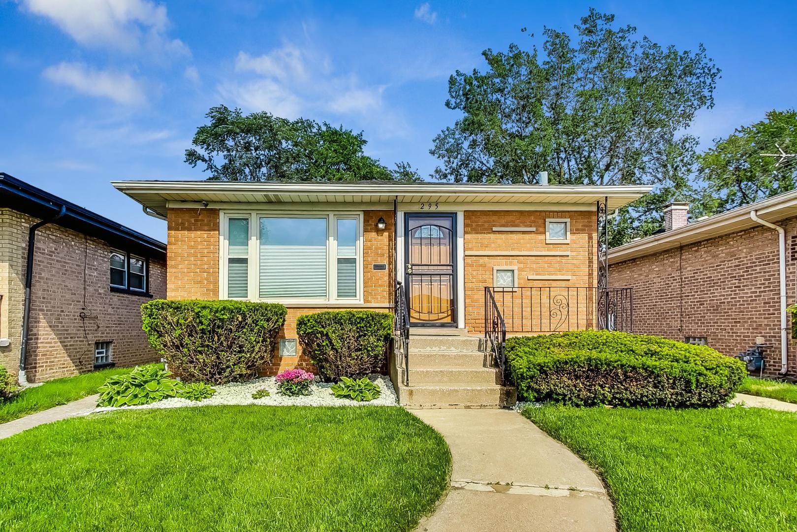 295 Prairie Avenue — Calumet City, IL 60409