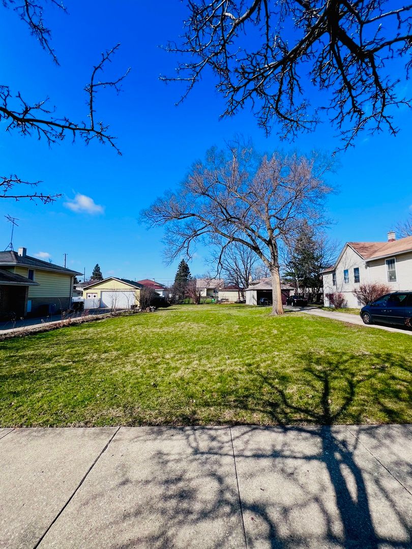 4534 Arthur Avenue — Brookfield, IL 60513