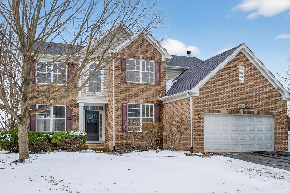 1590 Russell Drive, Hoffman Estates, IL 60192