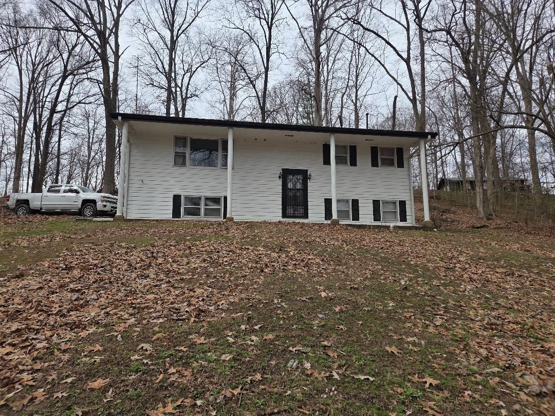 22885 WEST Street, Thebes, IL 62990