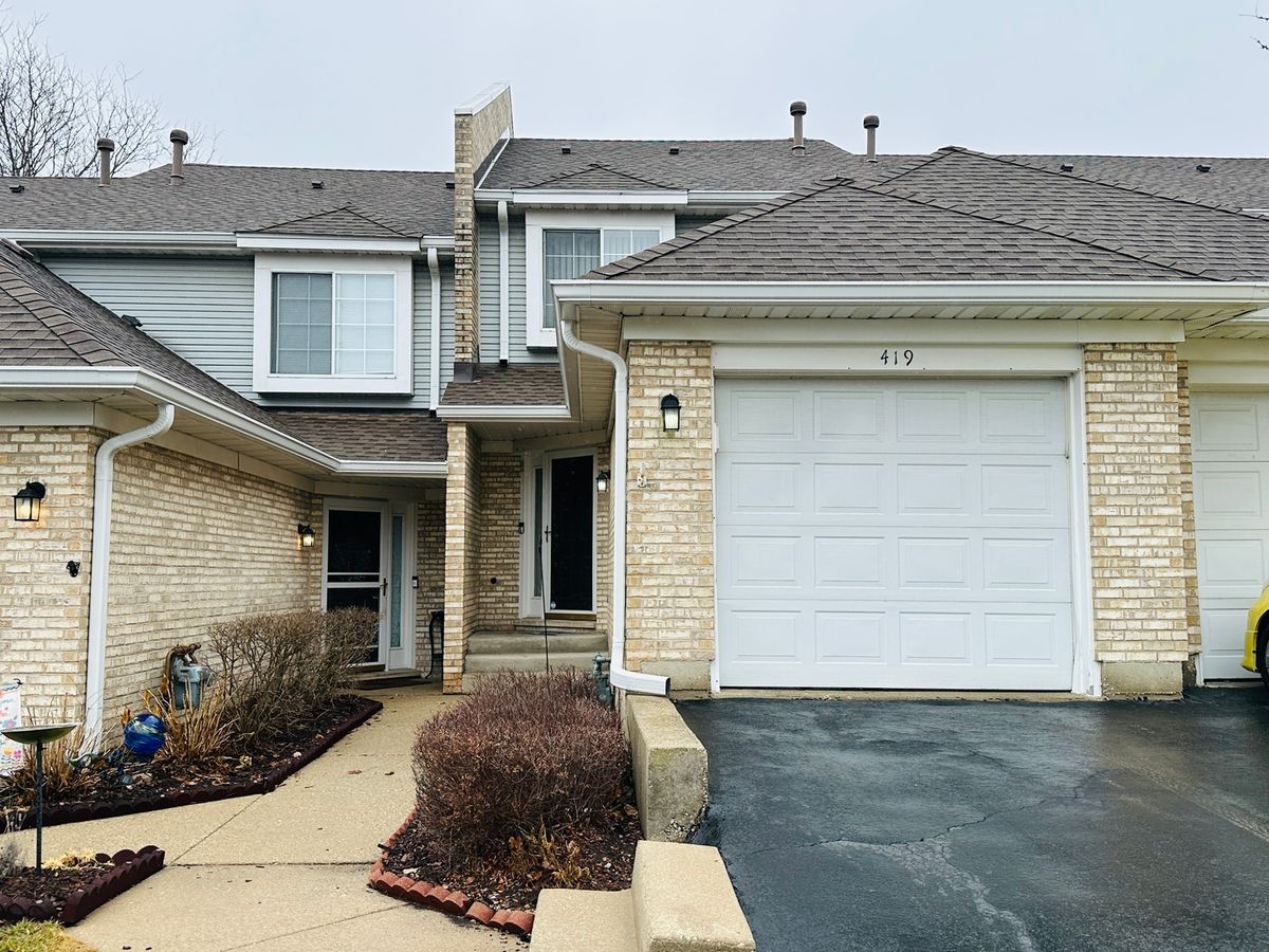419 Lakeview Circle, Bolingbrook, IL 60440
