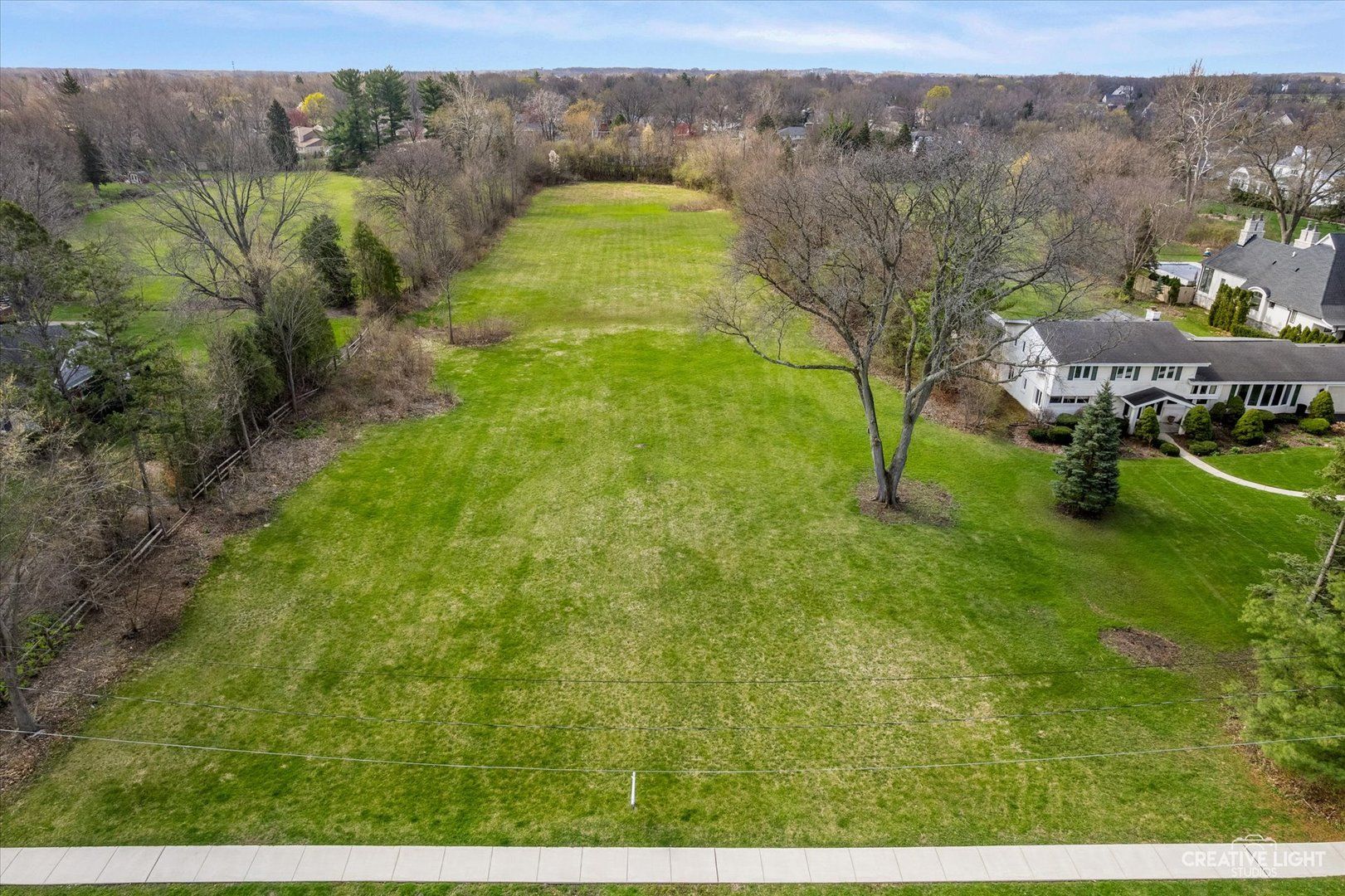 110 E Farnham Lane — Wheaton, IL 60189