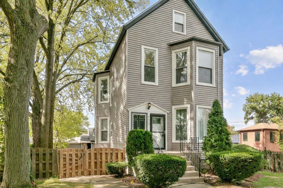 9412 Homan Avenue, Evergreen Park, IL 60805