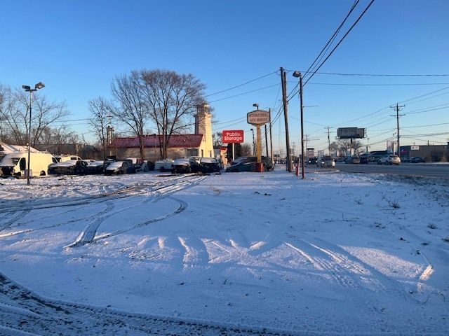 2227 Rand Road, Palatine, IL 60074