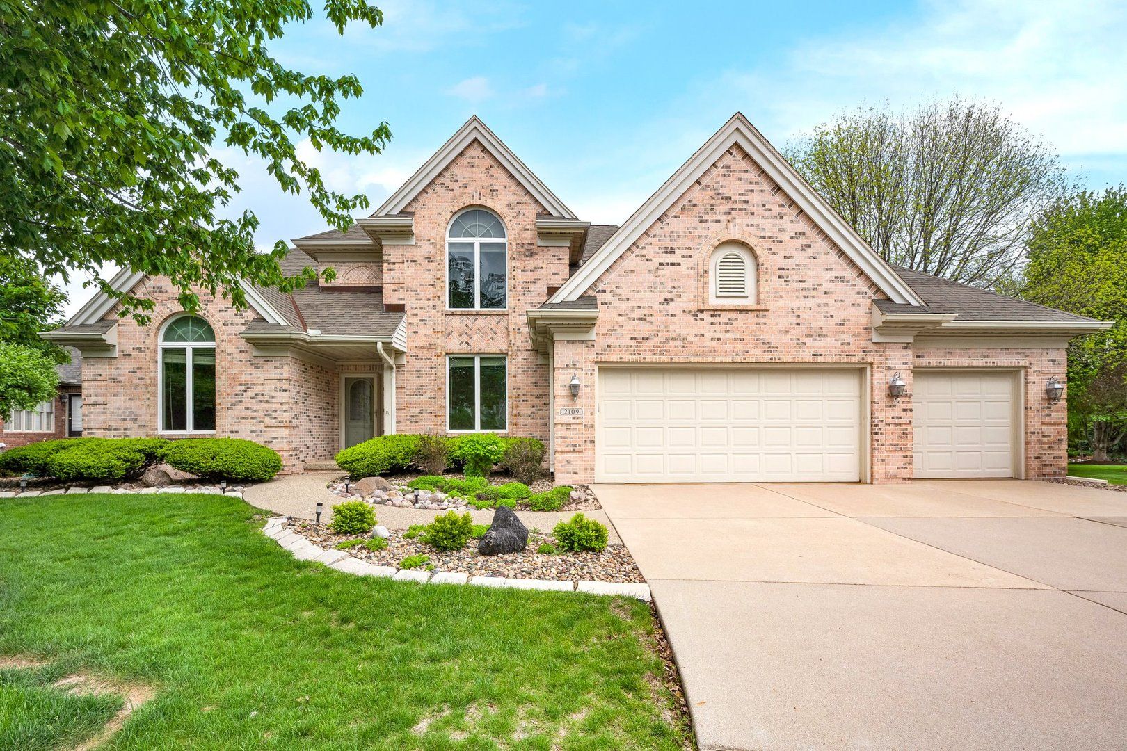 2109 Hackberry Road — Bloomington, IL 61704