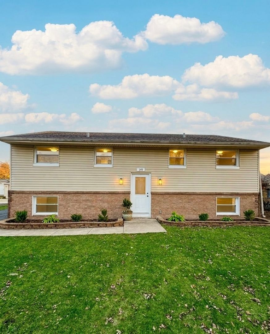 149 Vernon Drive — Bolingbrook, IL 60440