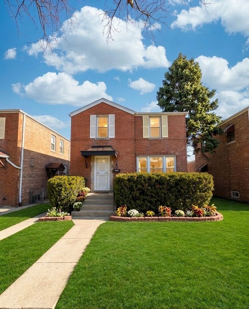 3338 W 83RD Place — Chicago, IL 60652