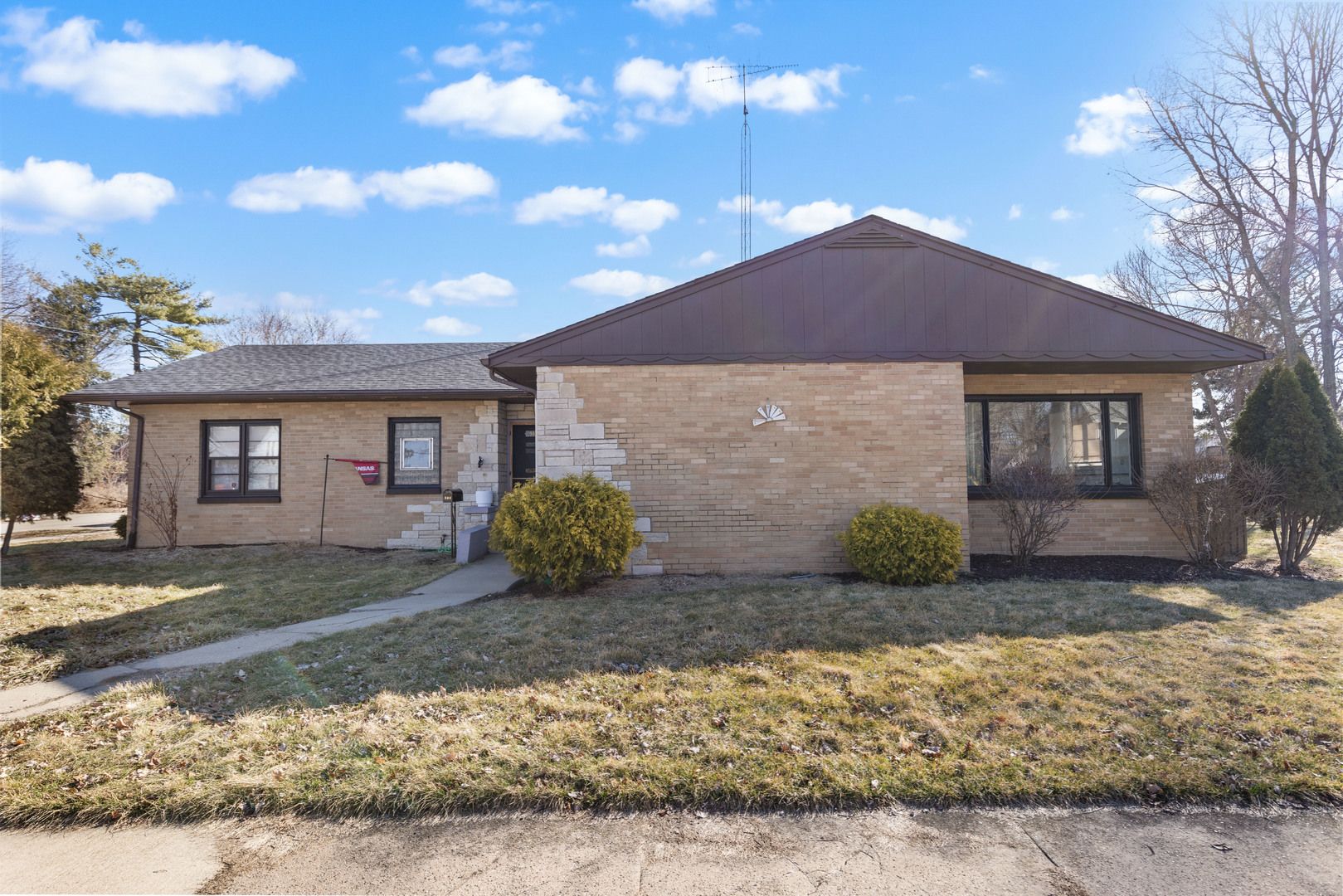 900 Whitney Boulevard — Belvidere, IL 61008
