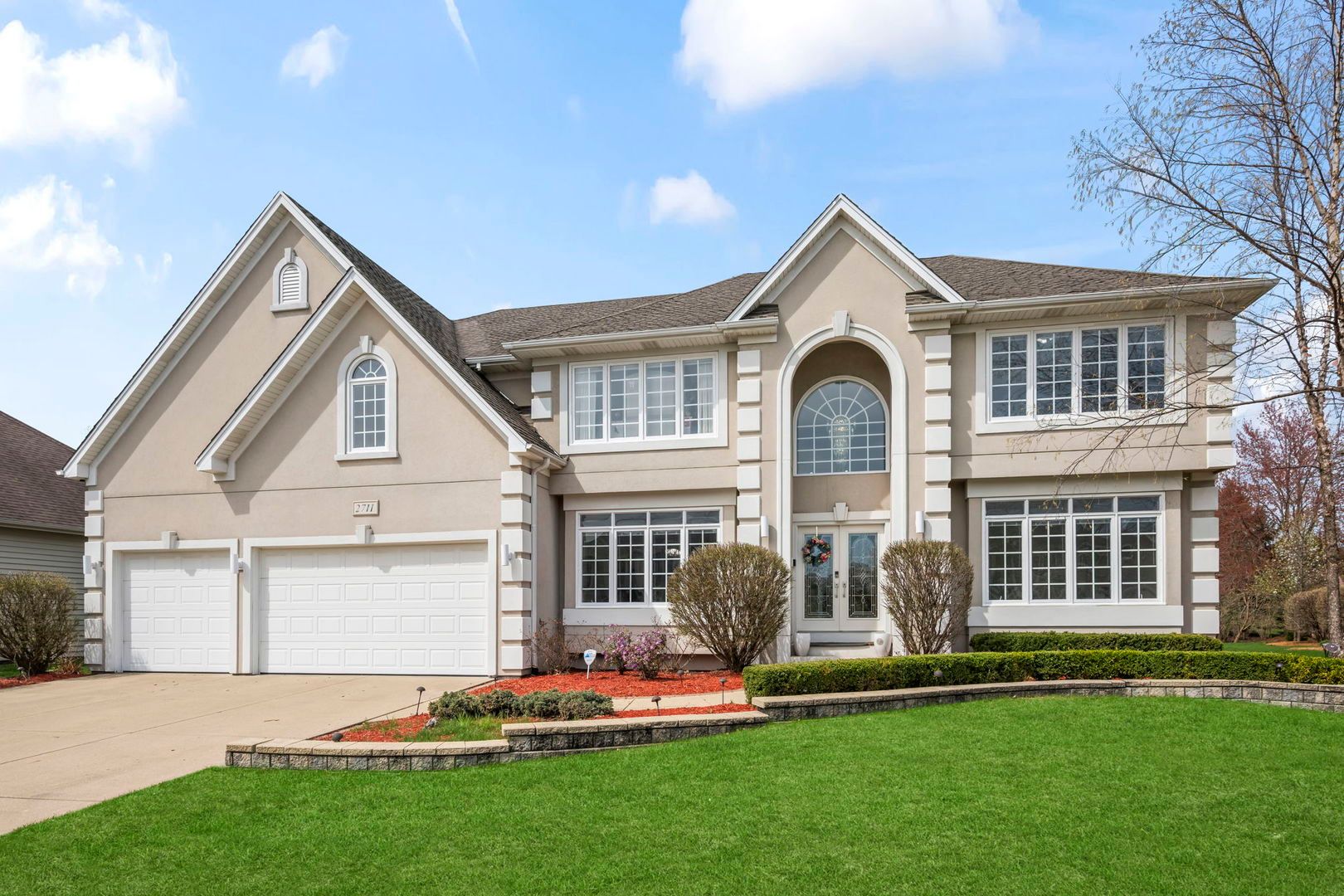 2711 Deering Bay Drive — Naperville, IL 60564