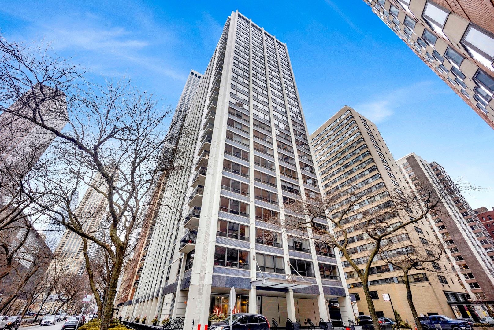 222 E PEARSON Street #1904 — Chicago, IL 60611