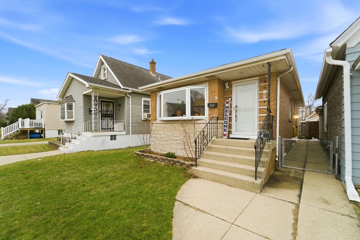 13210 Carondolet Avenue, Chicago, IL 60633