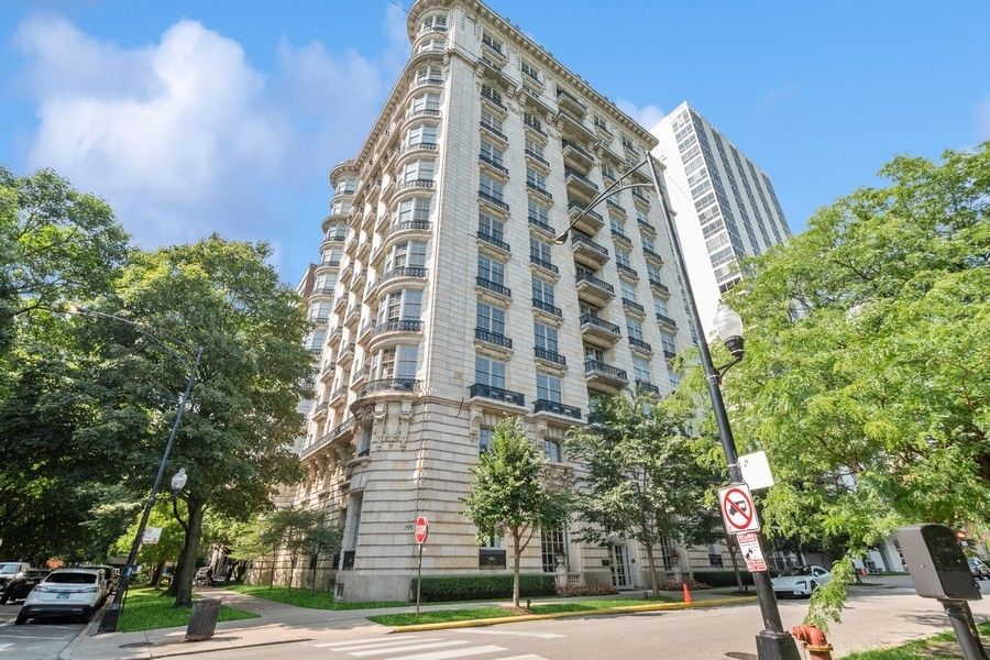 1544 N STATE Parkway #A3 — Chicago, IL 60610