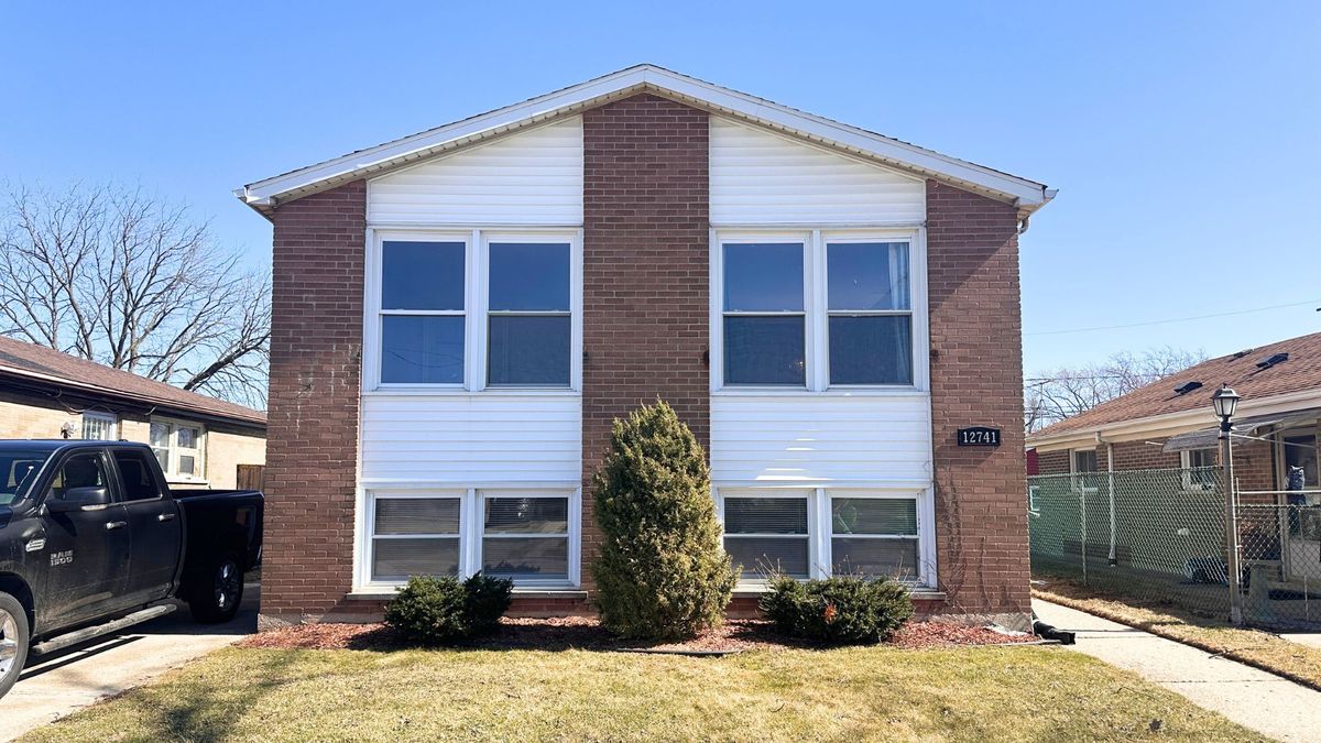 12741 Manistee Avenue, Chicago, IL 60633