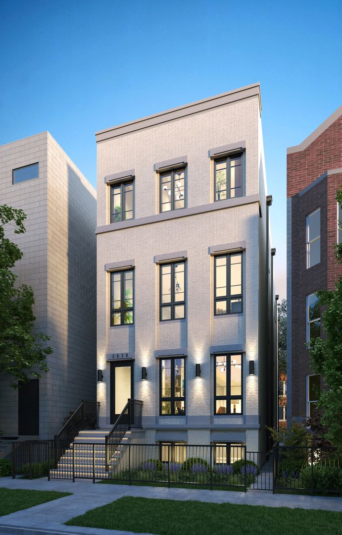 2638 N Seminary Avenue #1 — Chicago, IL 60614