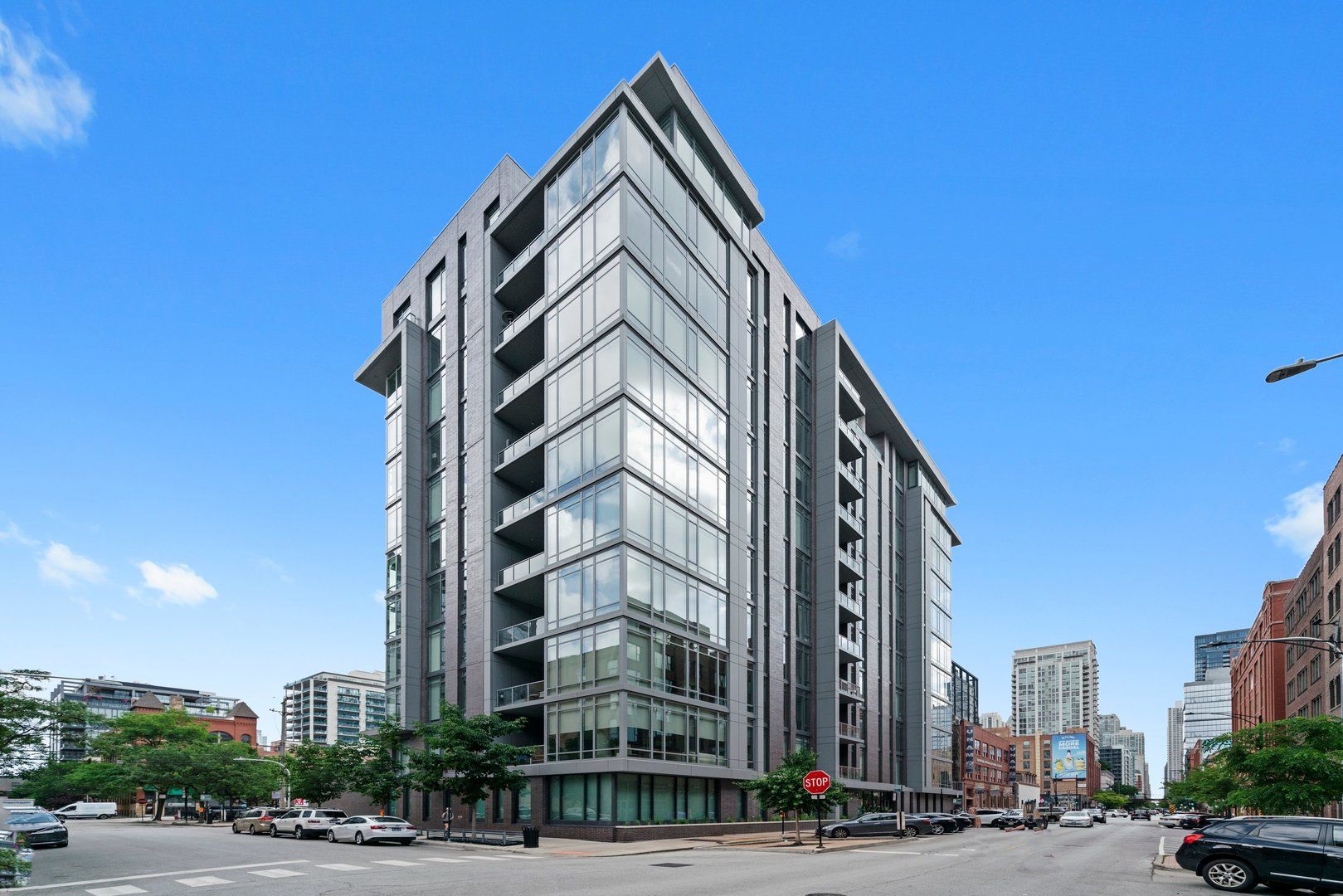 360 W Erie Street #3D — Chicago, IL 60654
