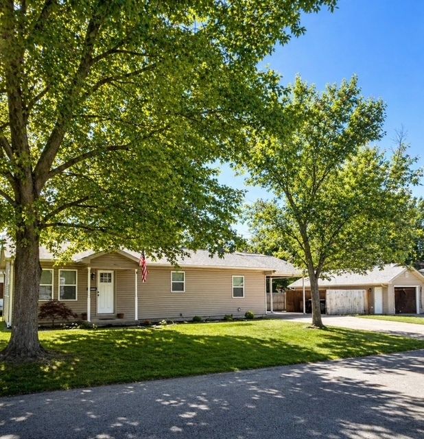 721 17th Street, Herrin, IL 62848