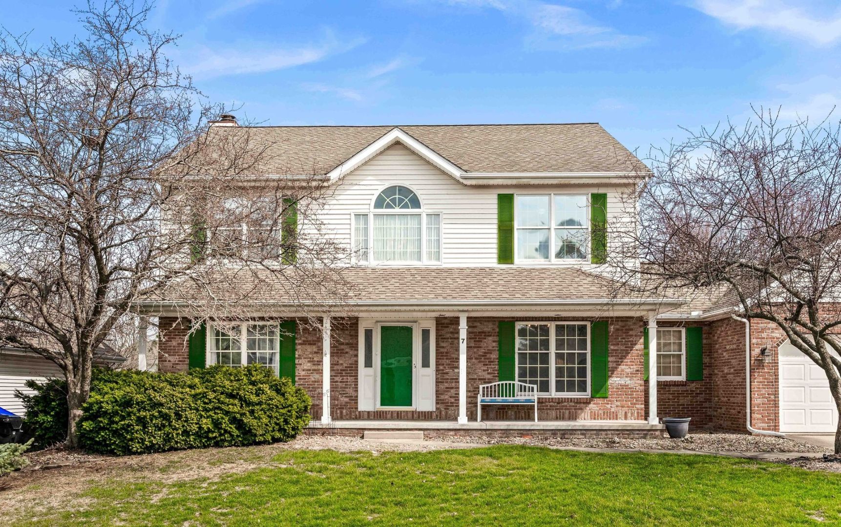 7 Red Stone Court — Bloomington, IL 61704