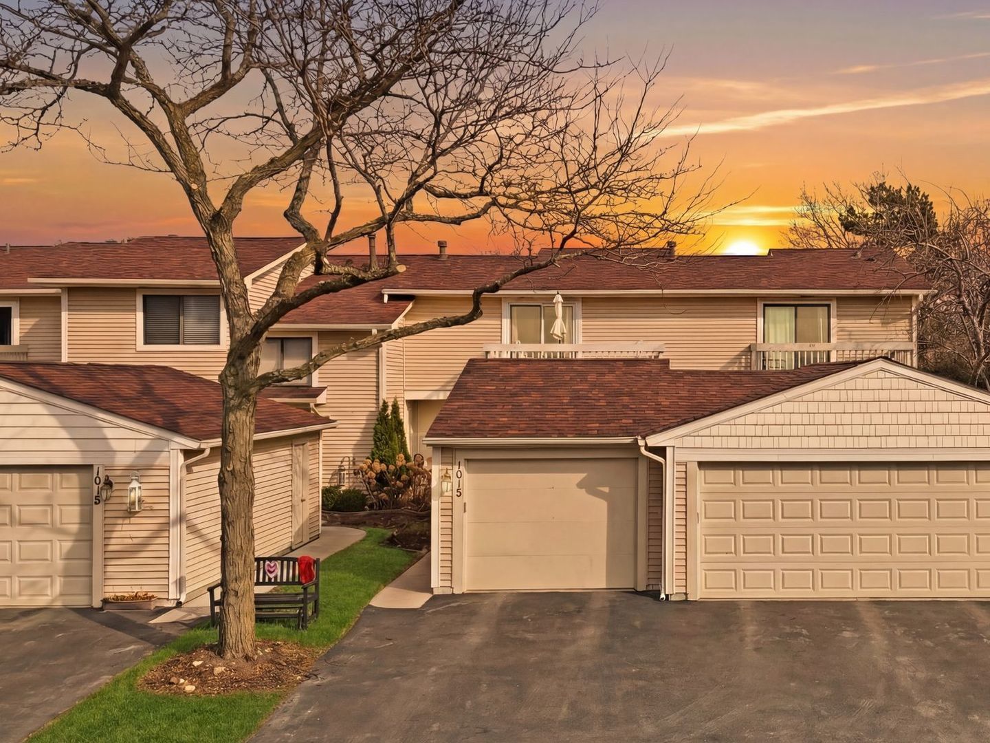 1013 Chatham Place — Vernon Hills, IL 60061