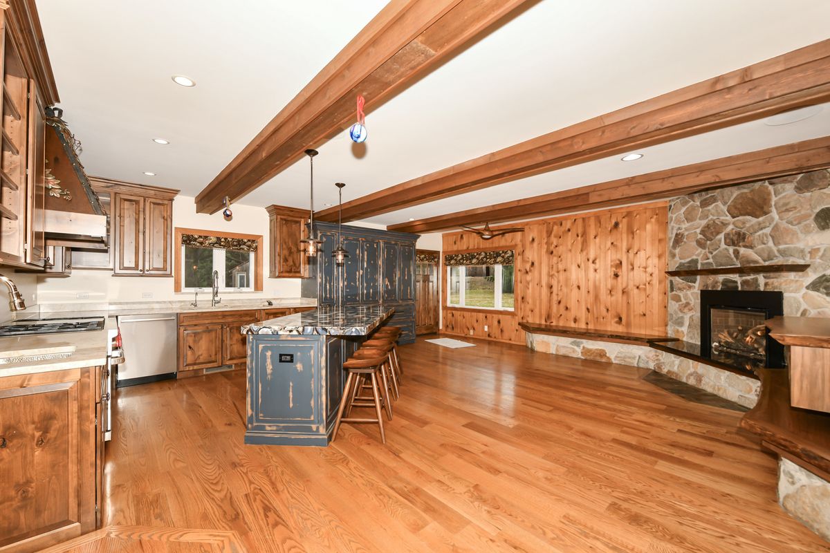 7317 Keystone Road, Richmond, IL 60071