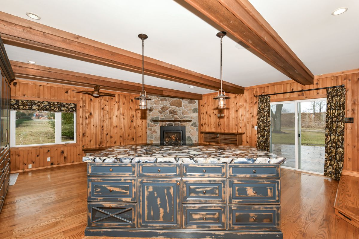 7317 Keystone Road, Richmond, IL 60071