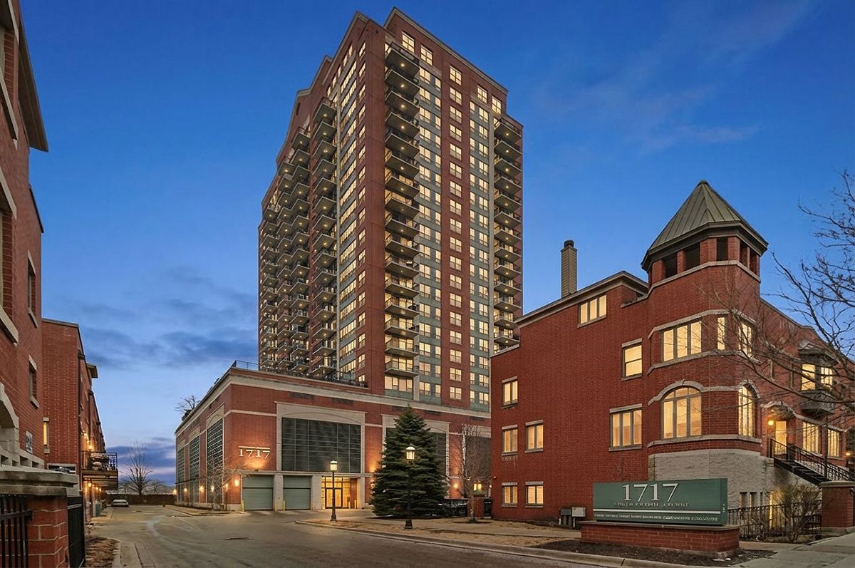 1717 Prairie Avenue, Chicago, IL 60616