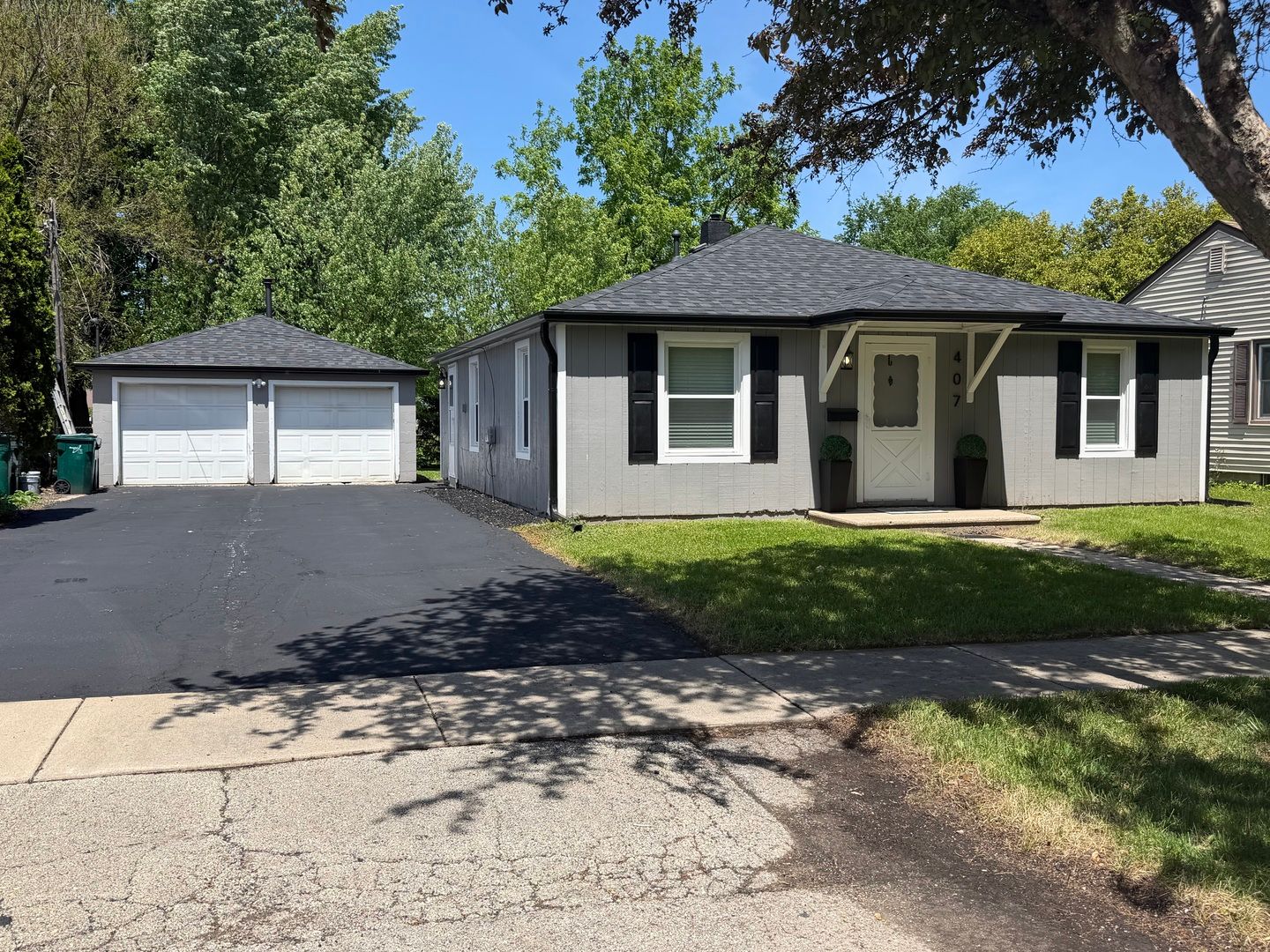 407 E Abe Street — Plano, IL 60545