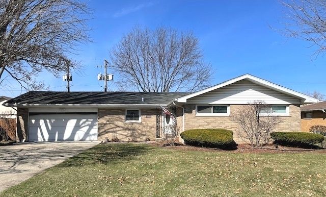 700 Longview Drive — Countryside, IL 60525