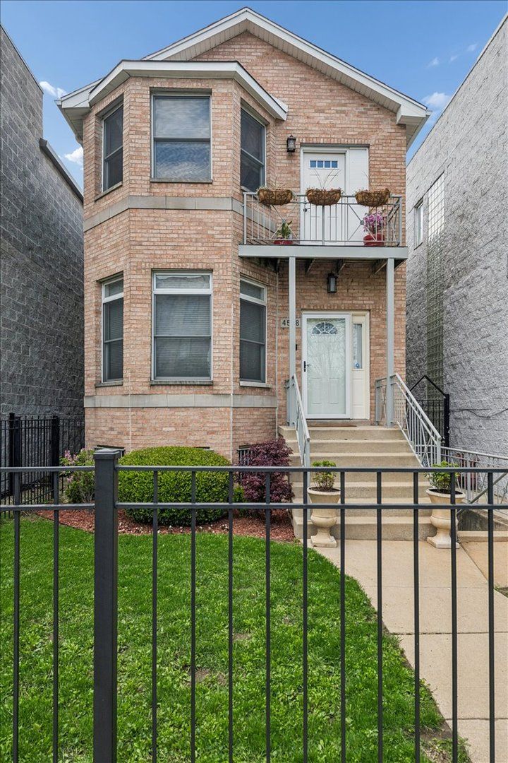 4538 Saint Lawrence Avenue, Chicago, IL 60653