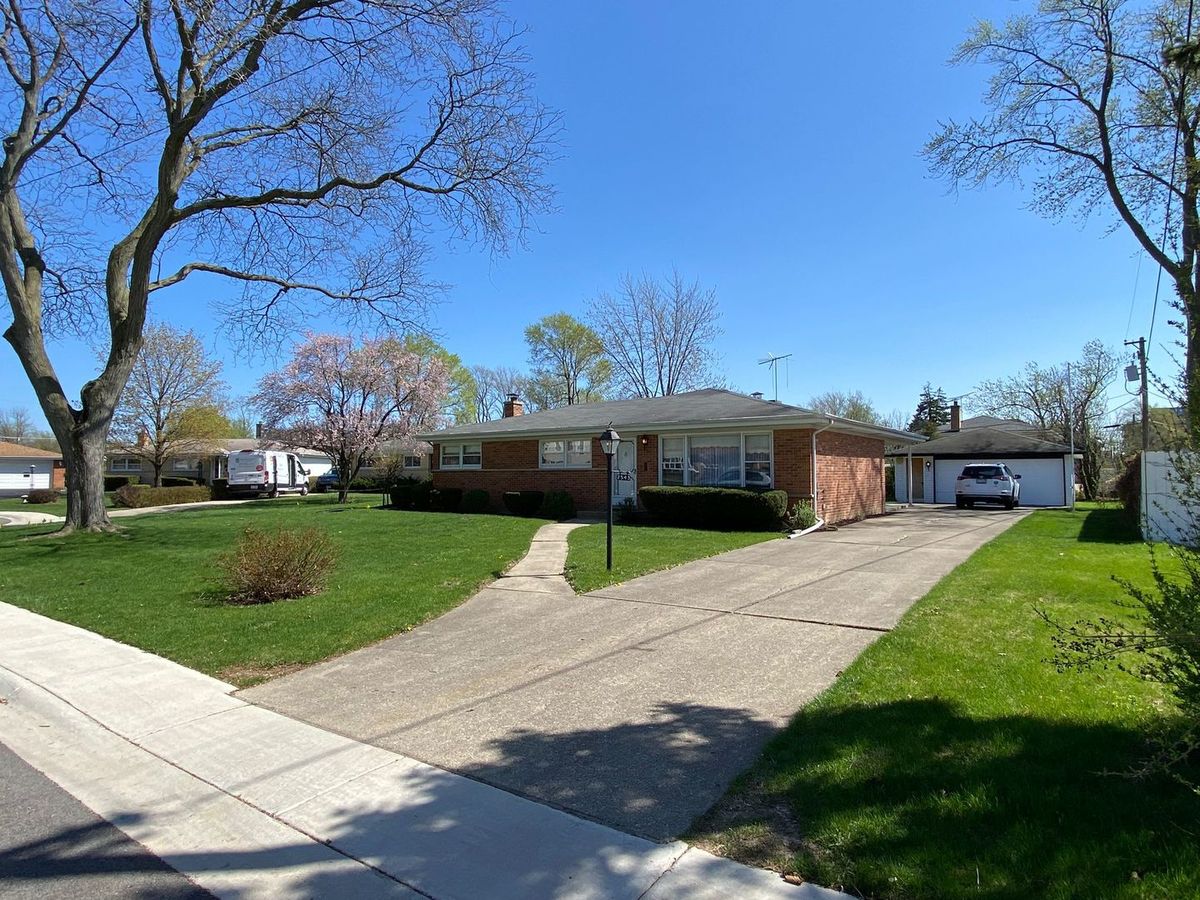 2543 William Avenue, Glenview, IL 60025