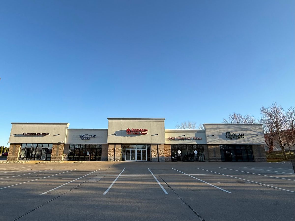 2660 53RD Street, Davenport, IA 52807