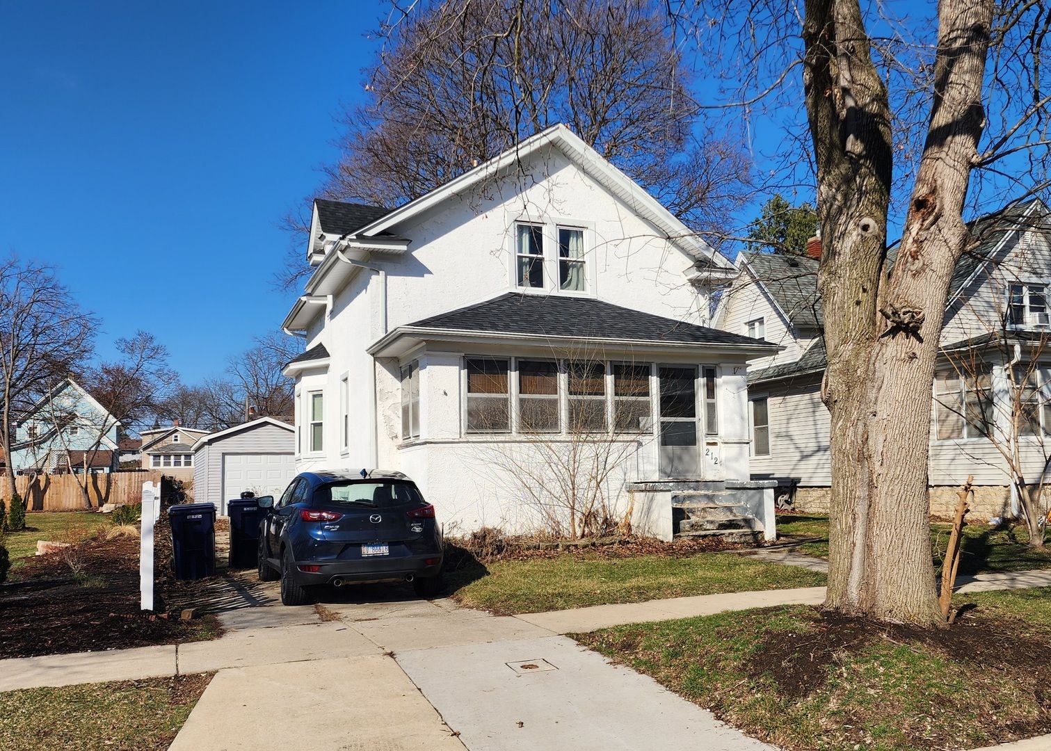 212 Jewett Street — Elgin, IL 60123