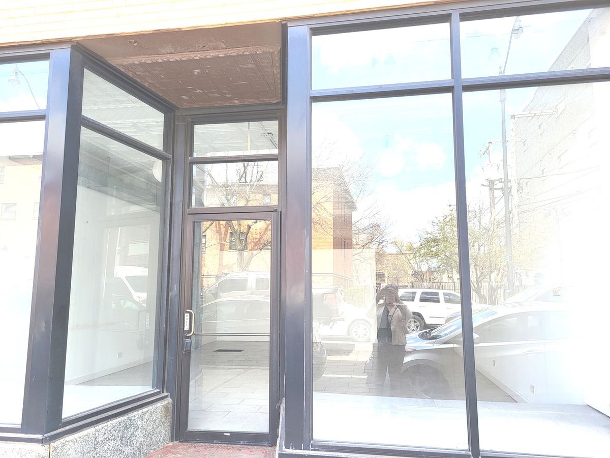 3013 Armitage Avenue, Chicago, IL 60647