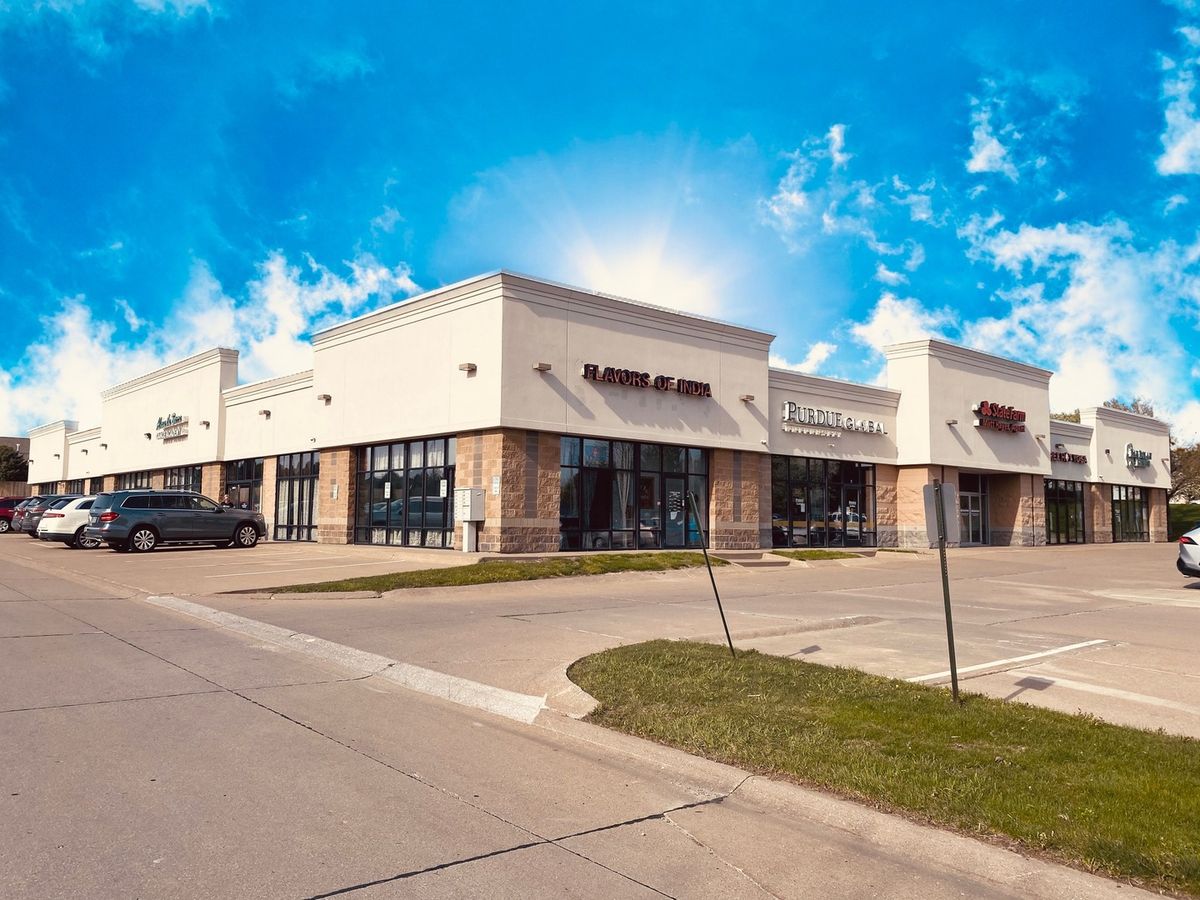 2660 53RD Street, Davenport, IA 52807