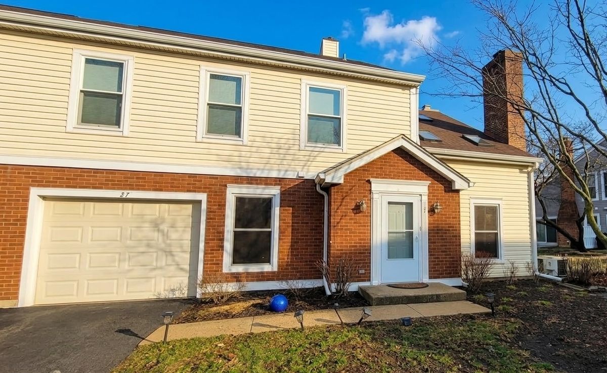 27 Stonington Drive, Palatine, IL 60074