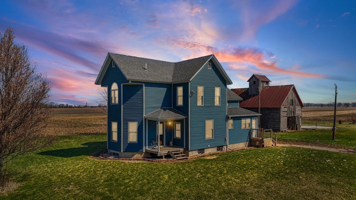 1198 1900 East Road, Milford, IL 60953