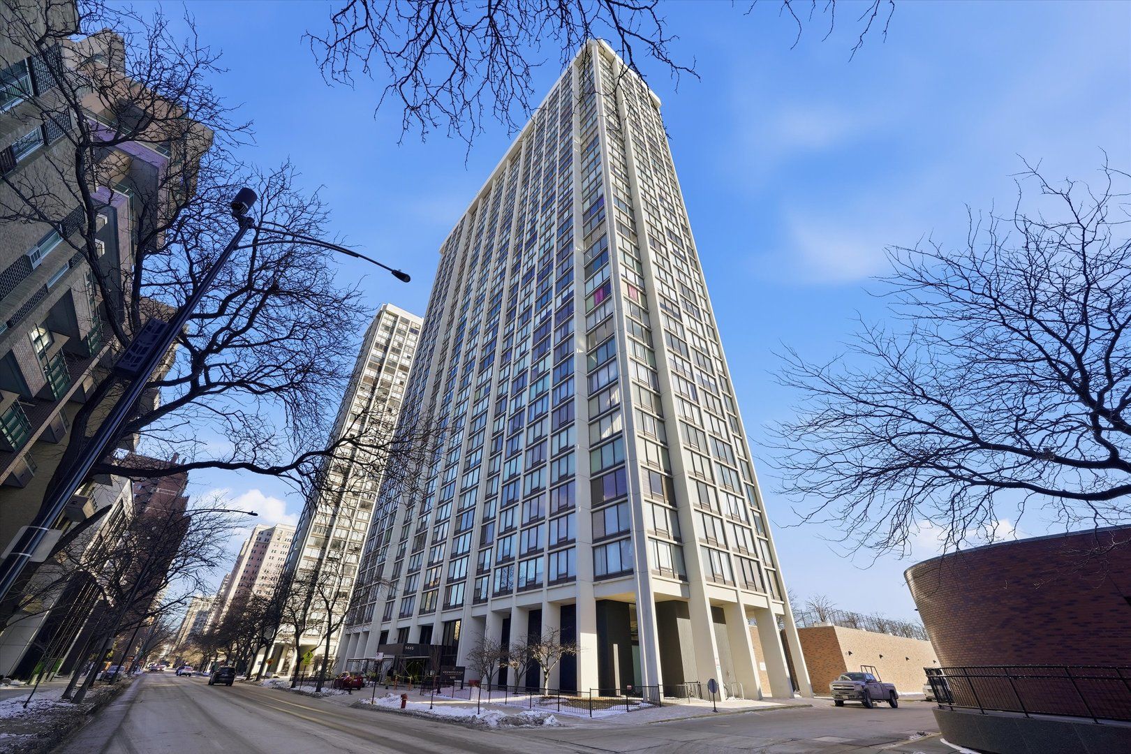 5445 N Sheridan Road #1603 — Chicago, IL 60640
