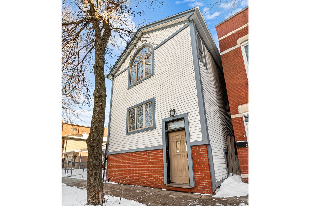 1927 Ohio Street, Chicago, IL 60622