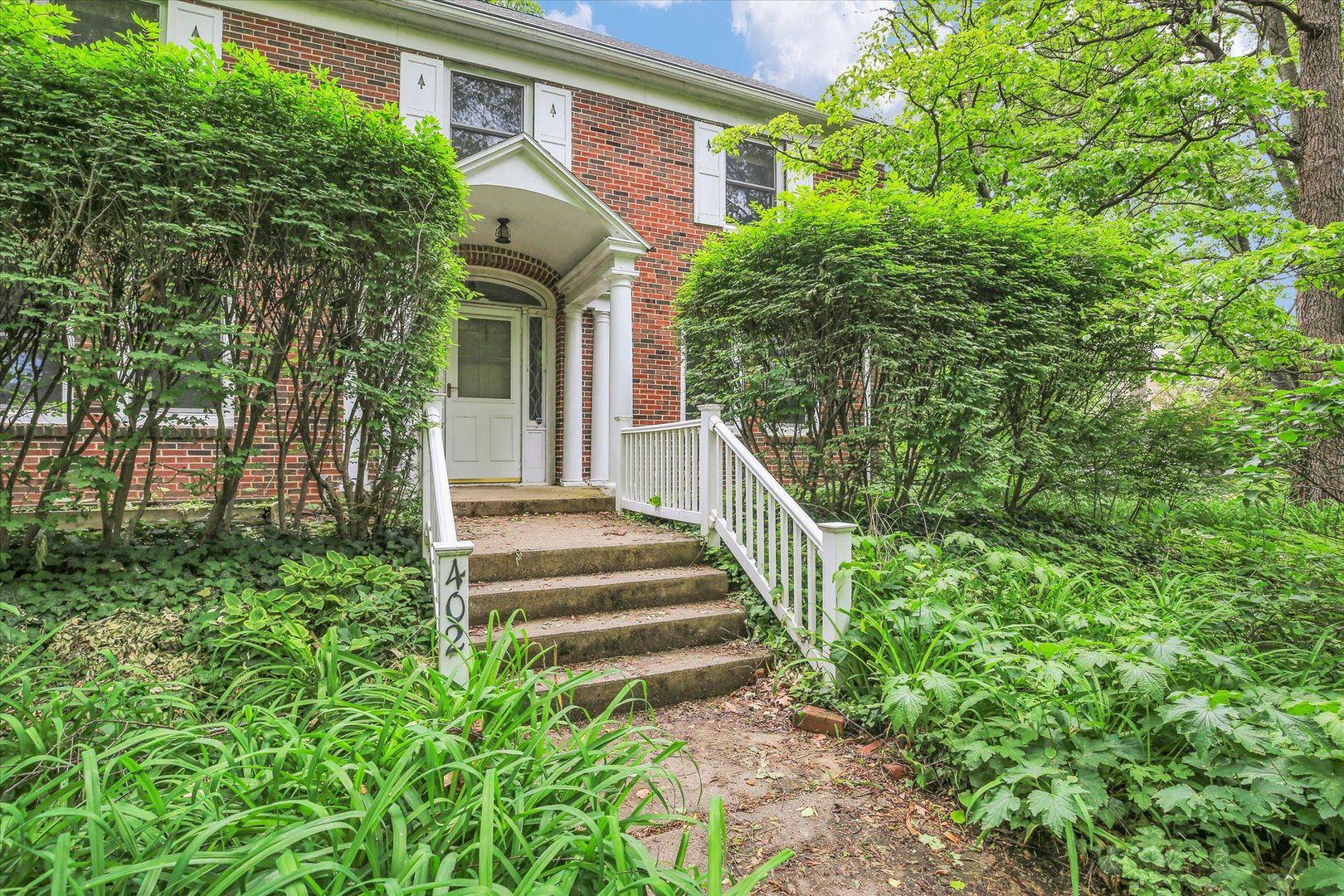 402 W Pennsylvania Avenue — Urbana, IL 61801