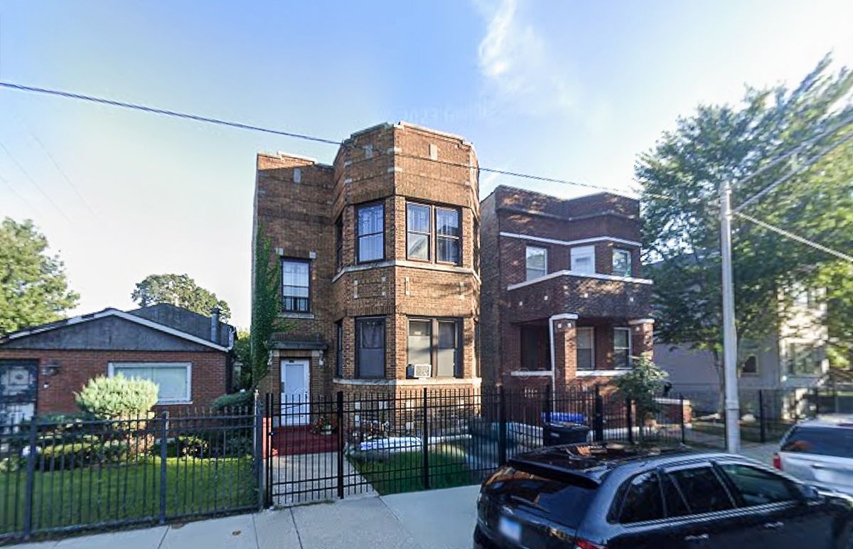 2821 77th Place, Chicago, IL 60649