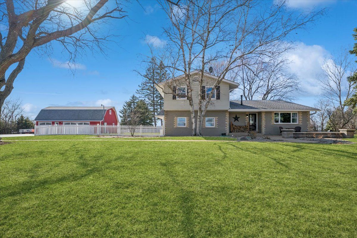 35 EAGLE VIEW Lane — Oswego, IL 60543
