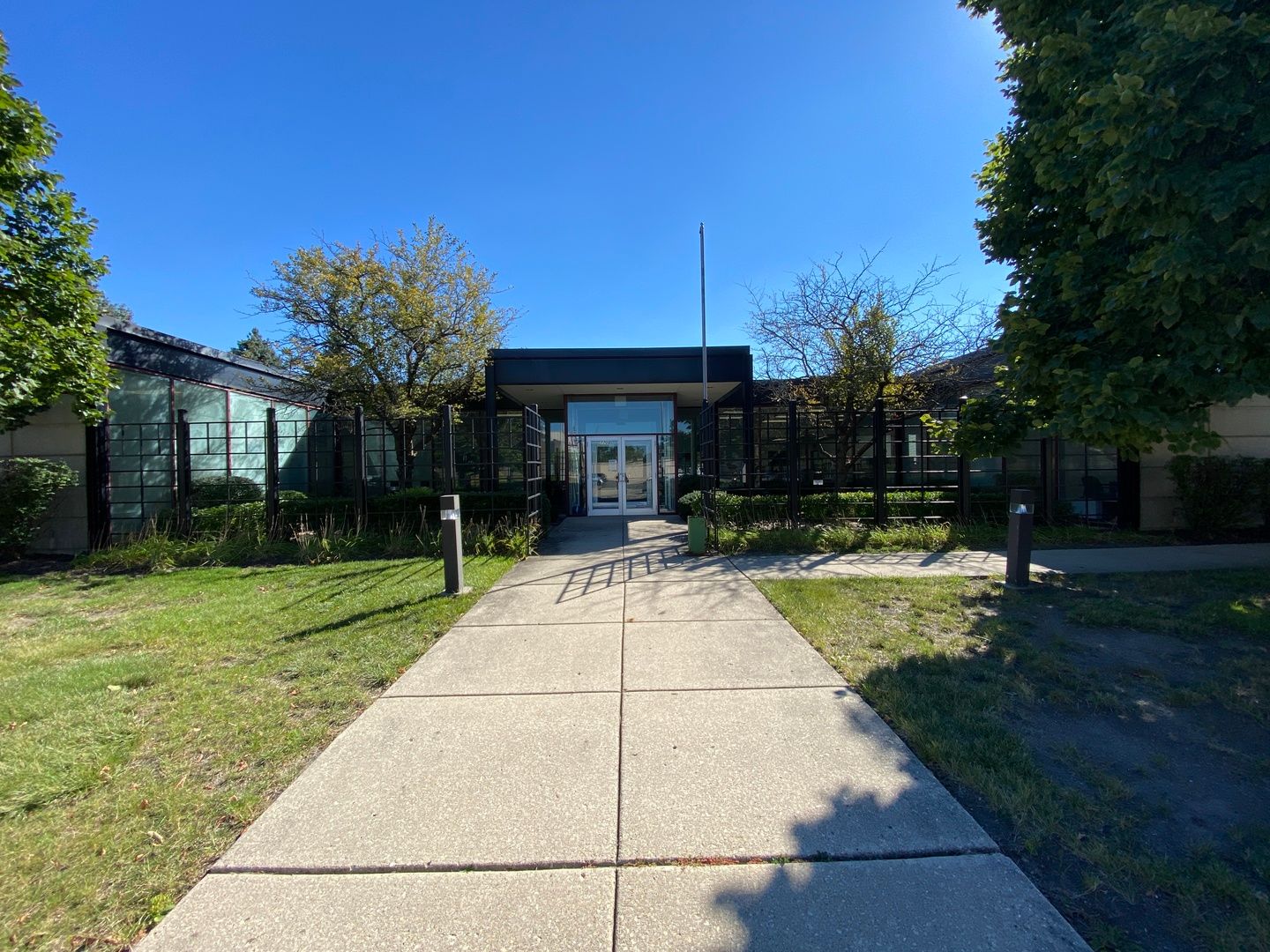 7700 Industrial Drive — Forest Park, IL 60130