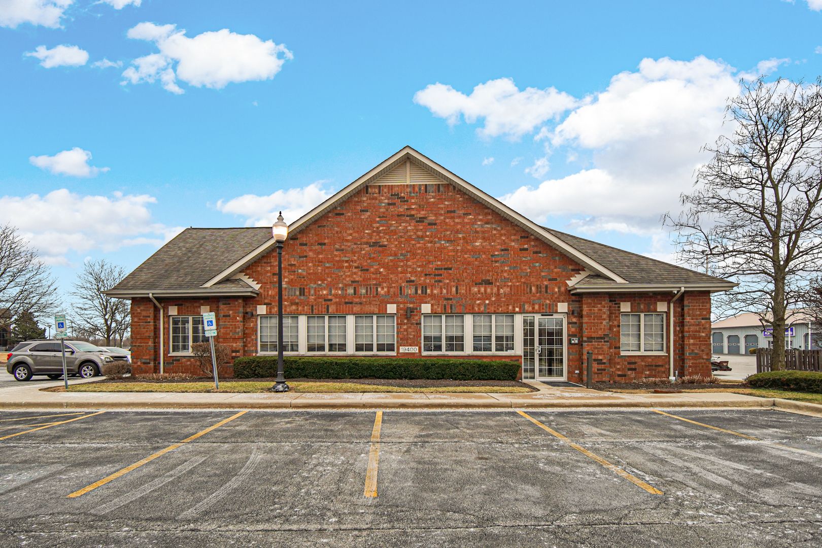 19400 North Creek Drive — Lynwood, IL 60411