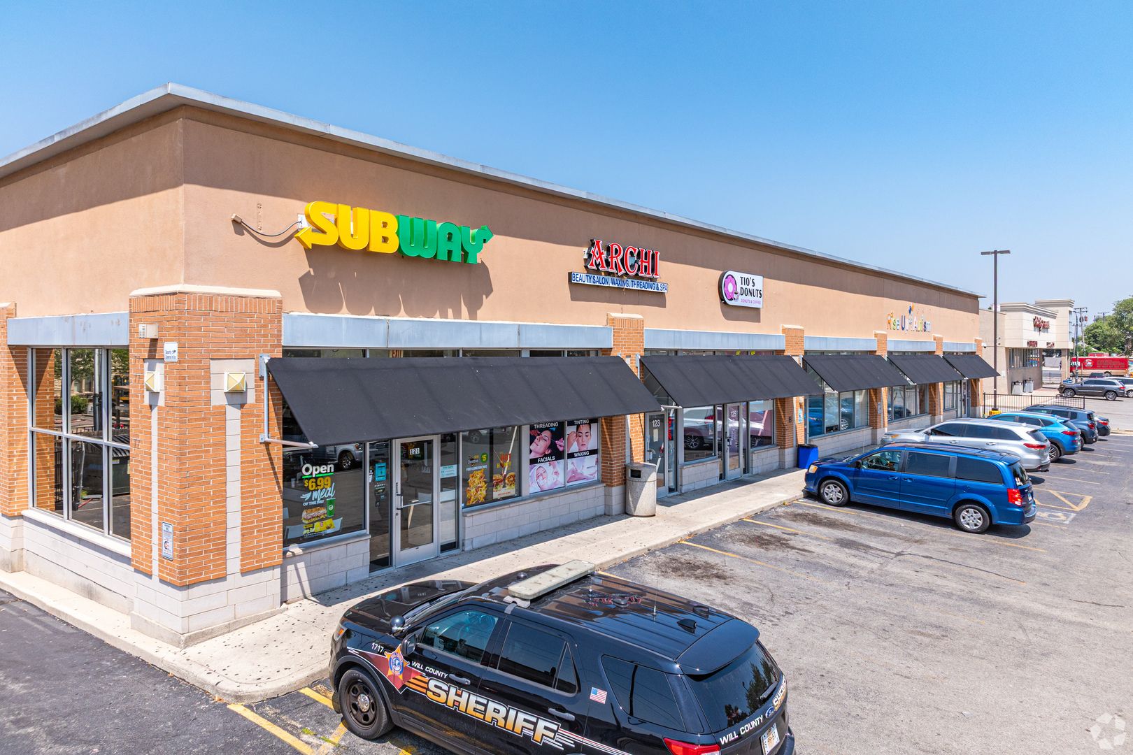 121-131 Collins Street — Joliet, IL 60432