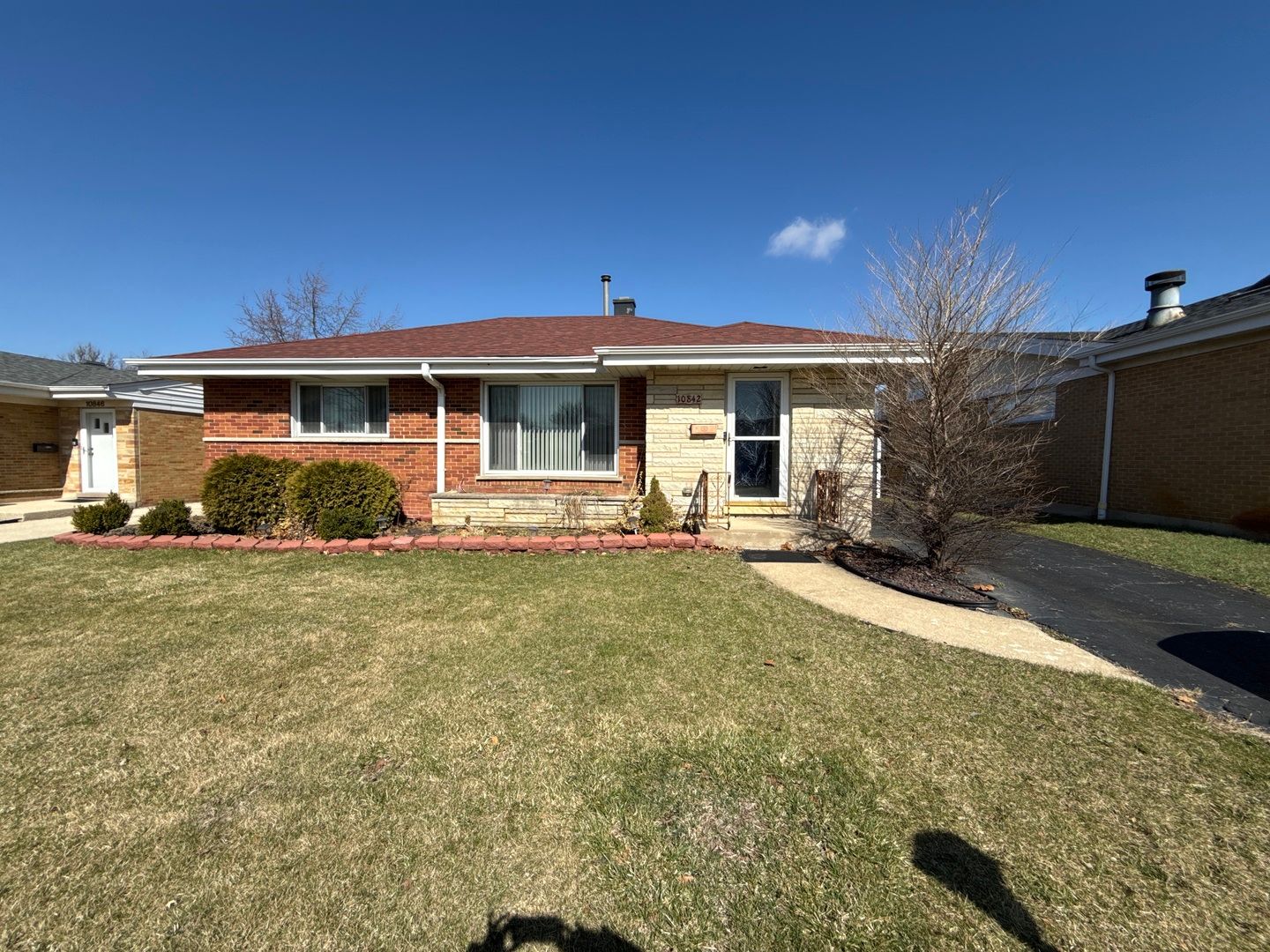 10842 Claridge Avenue — Westchester, IL 60154